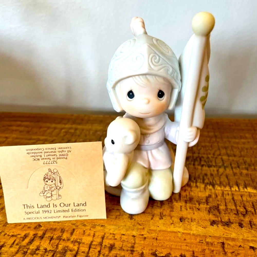 Vintage Precious Moments This Land is Our Land Figurine 527777 1990’s